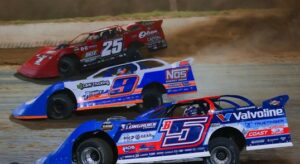  Close-Contact Racing: The Thrill of Thunderbird Speedway and Beyond